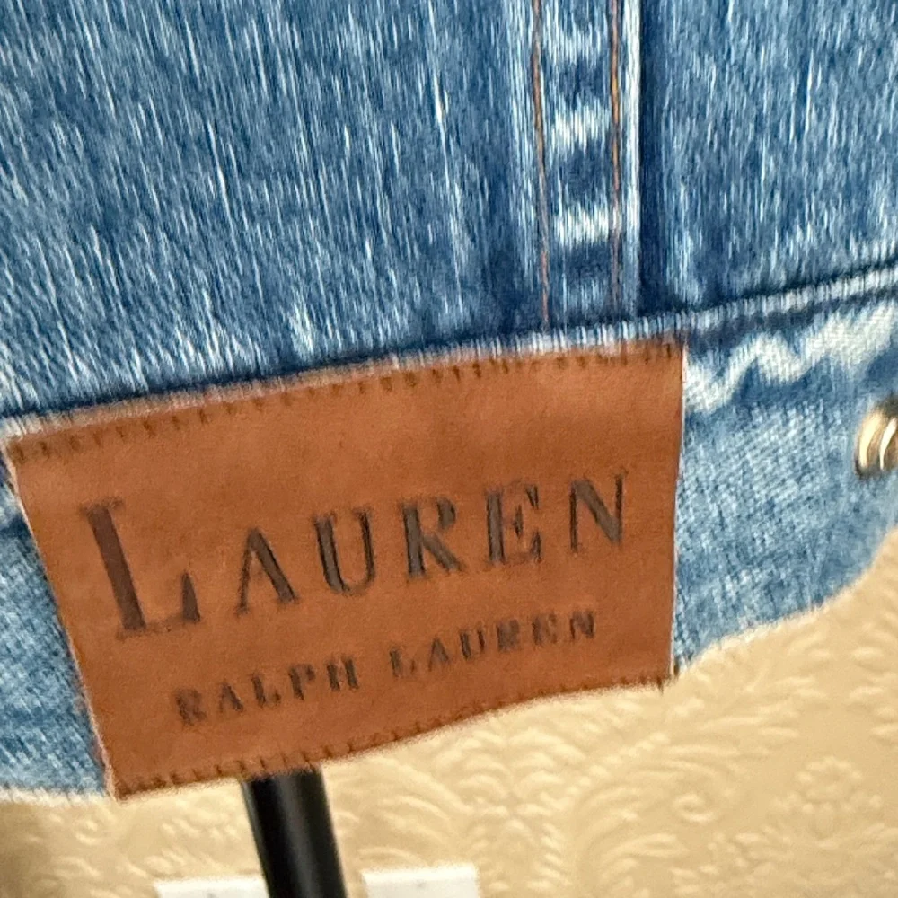 Ralph Lauren Blue Denim Jacket with Cream Collar - Picture 2 of 9